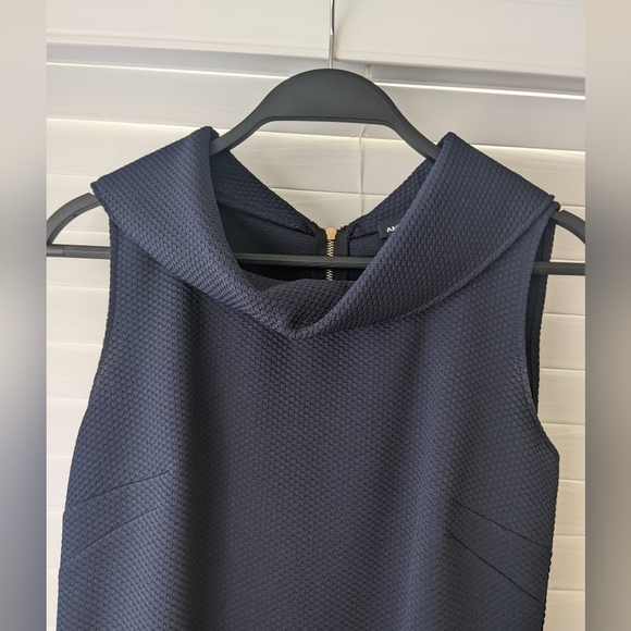 American Living Formal / Business Midi Tailored Shift Dress Navy Size 4 - Picture 2 of 11